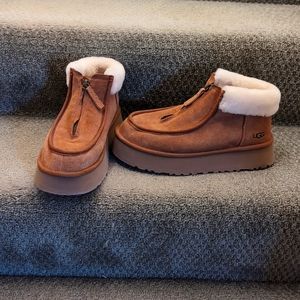 Ugg Carmel color boot size 8